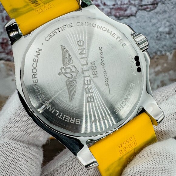 Breitling Superocean Yellow Dial 44mm - A17367 - FULL SET - Picture 3 of 11